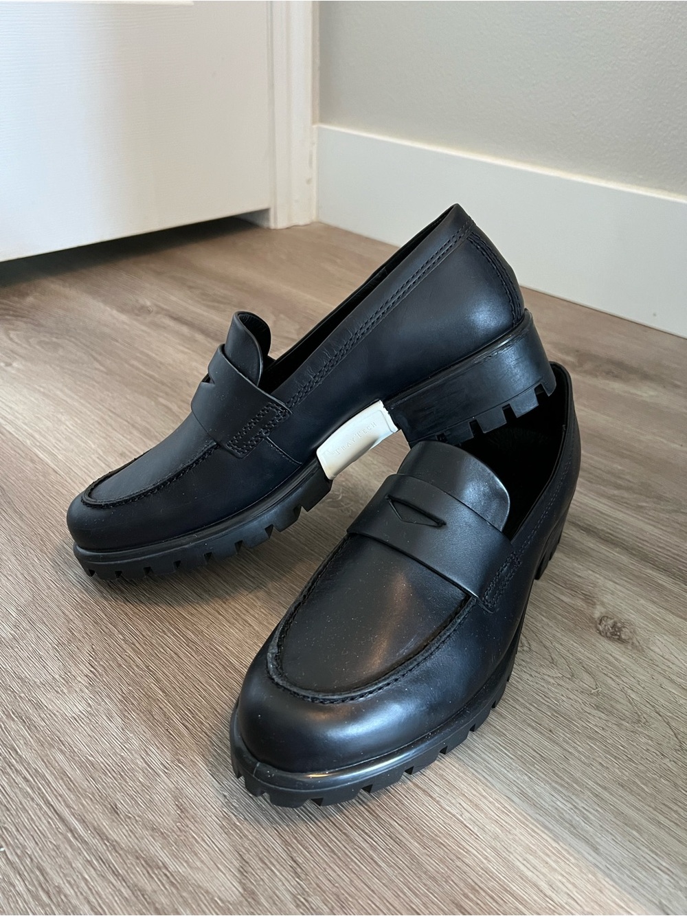 ECCO Modtray Black Penny Loafers with White accent